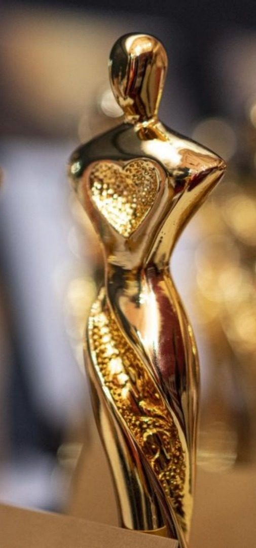 The Lifetime Achievement Award statuette from the 8th Women Glamour Award